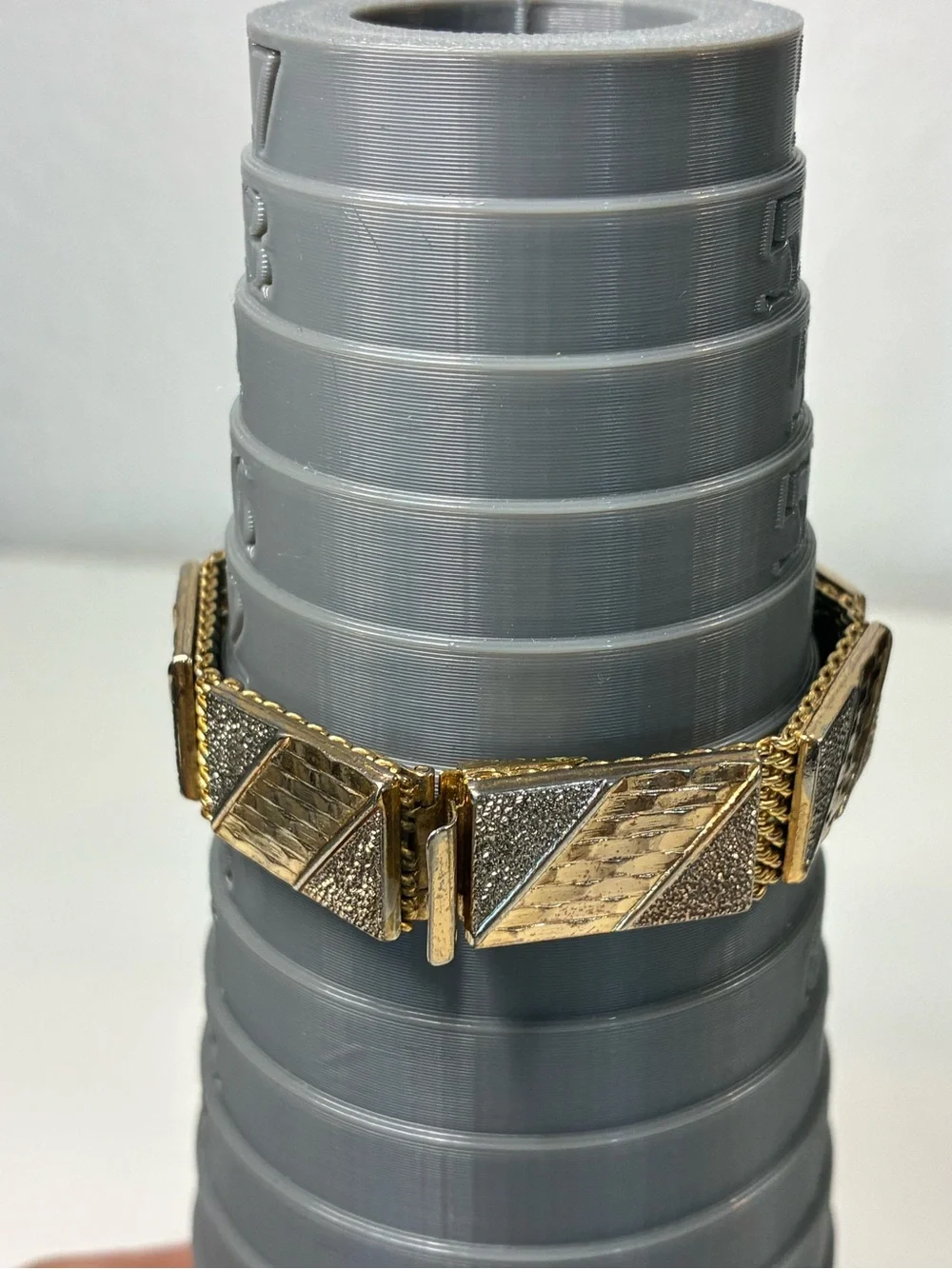 VTG Gold and Silver Tone Textured Link Bracelet SMALL  - Women Jewelry